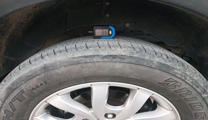 2019 Mahindra XUV500 W9, Diesel, Manual, 68,352 km, tyre