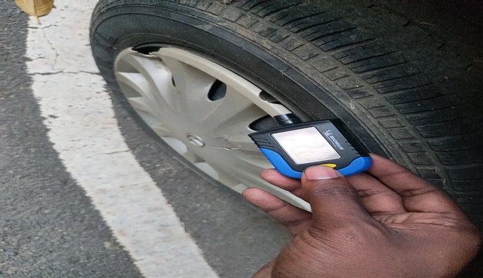 2010 Tata Indigo ECS LX TDI, Diesel, Manual, 75,203 km, tyre