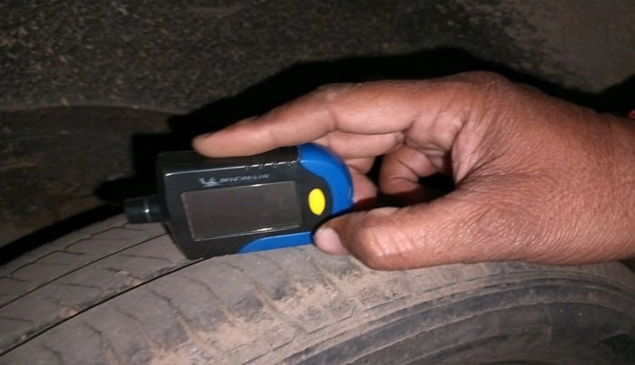 2011 Hyundai Santro Xing GL, Petrol, Manual, 1,36,900 km, tyre