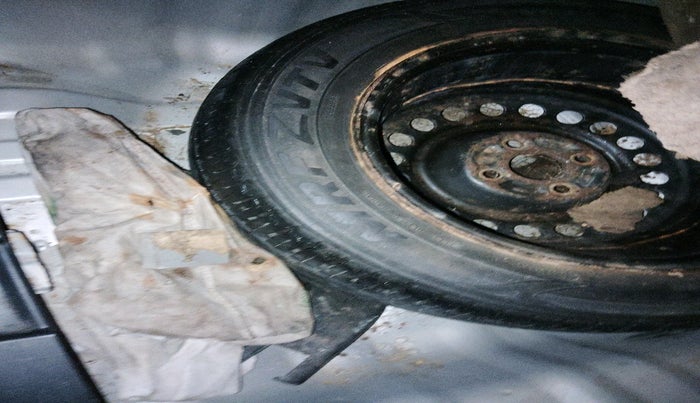 2011 Honda City 1.5L I-VTEC V AT, Petrol, Automatic, 99,336 km, tyre