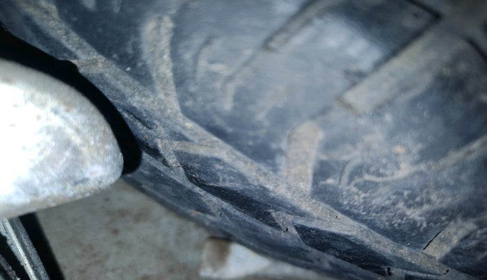 2017 Maruti Swift Dzire VXI (O), Petrol, Manual, 1,58,944 km, tyre