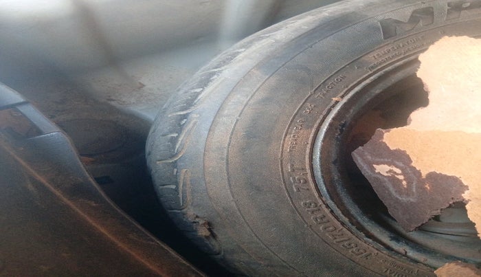 2013 Hyundai Santro Xing GLS PLUS AUDIO, Petrol, Manual, 1,26,486 km, tyre