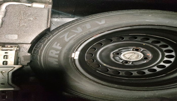 2014 Honda Amaze 1.2L I-VTEC SX, Petrol, Manual, 63,451 km, tyre