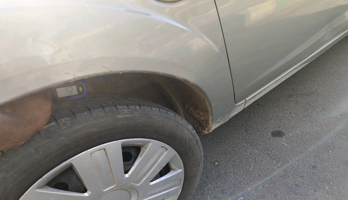 2011 Ford Figo ZXI 1.2 PETROL, Petrol, Manual, 79,072 km, tyre