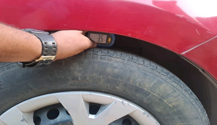 2014 Hyundai Xcent S 1.2, Petrol, Manual, 1,15,354 km, tyre