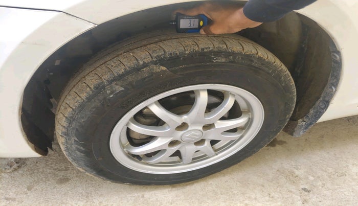 2015 Maruti Swift Dzire VDI, Diesel, Manual, 1,98,500 km, tyre