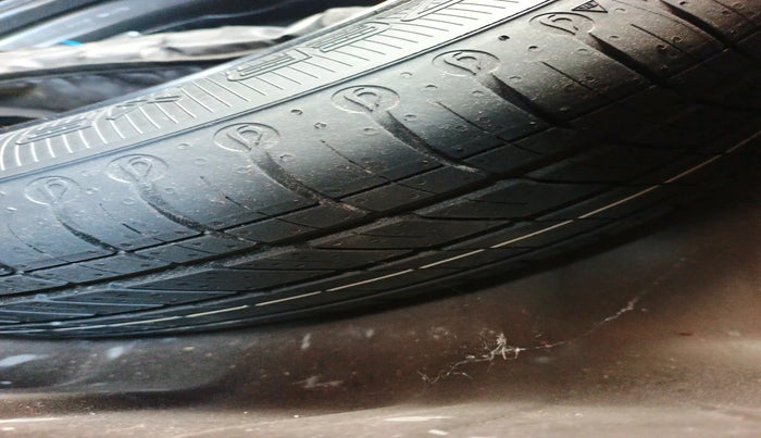 2020 Renault Kwid RXT 1.0 (O), Petrol, Manual, 48,010 km, tyre