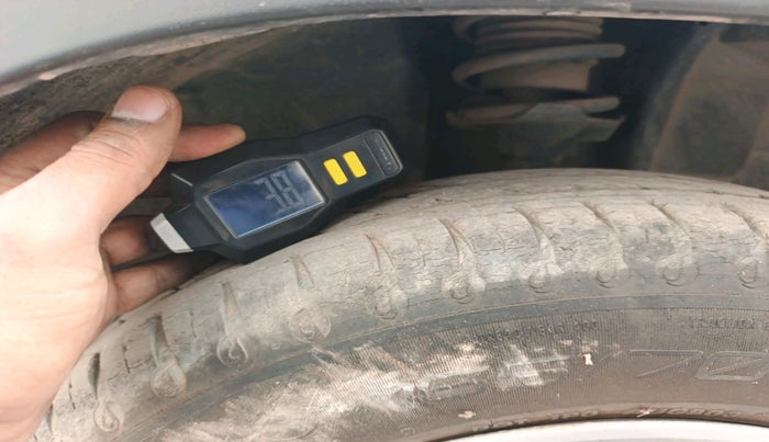 2020 Renault Kwid RXT 1.0 (O), Petrol, Manual, 48,010 km, tyre