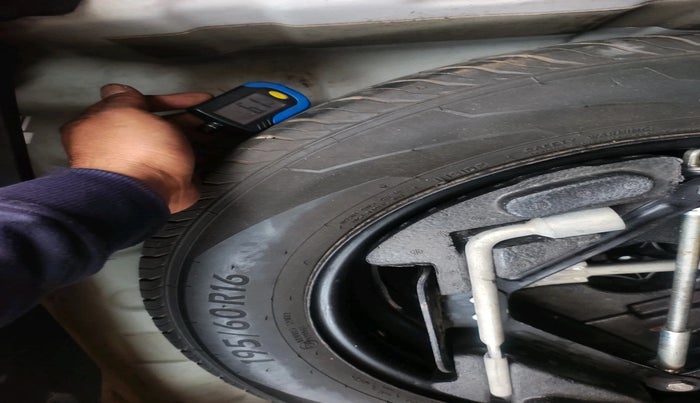 2019 Tata NEXON XM DIESEL, Diesel, Manual, 1,69,962 km, tyre