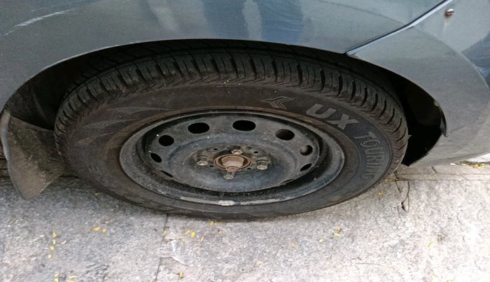 2011 Tata Indica Vista VX QUADRAJET, Diesel, Manual, 1,38,392 km, tyre