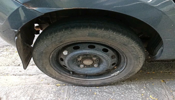 2011 Tata Indica Vista VX QUADRAJET, Diesel, Manual, 1,38,392 km, tyre