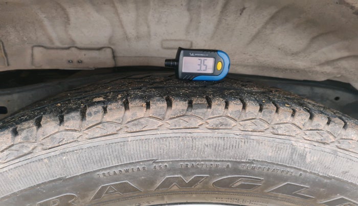 2014 Toyota Fortuner 3.0 4X2 MT, Diesel, Manual, 1,75,775 km, tyre