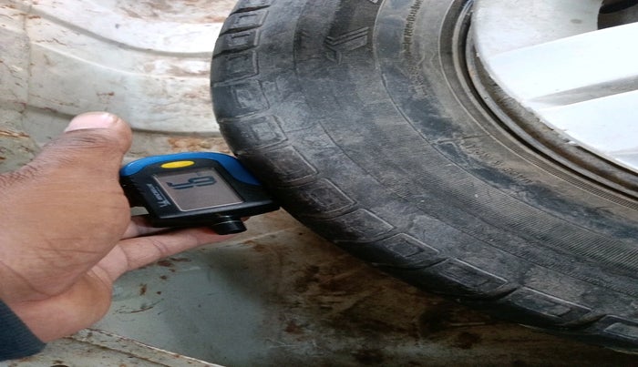 2014 Maruti Alto 800 LXI CNG, Petrol, Manual, 79,428 km, tyre