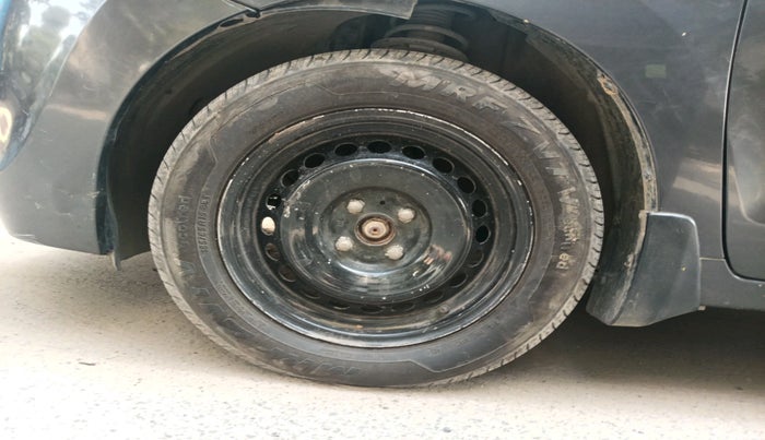 2017 Maruti Baleno SIGMA PETROL 1.2, Petrol, Manual, 55,314 km, tyre