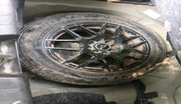 2017 Maruti Baleno SIGMA PETROL 1.2, Petrol, Manual, 55,314 km, tyre