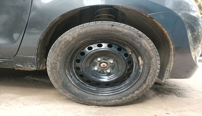 2017 Maruti Baleno SIGMA PETROL 1.2, Petrol, Manual, 55,314 km, tyre