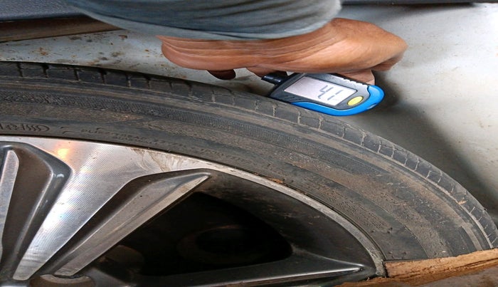 2018 Hyundai Verna 1.6 VTVT SX O, Petrol, Manual, 44,763 km, tyre