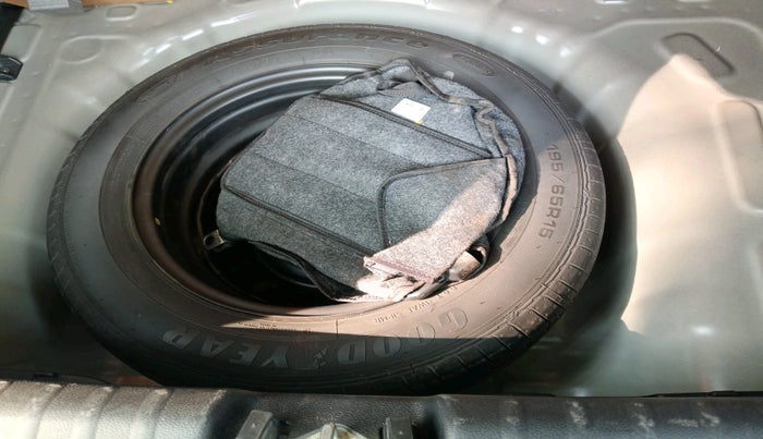 2023 KIA SONET GTX PLUS 1.5 AT, Diesel, Automatic, 22,428 km, tyre