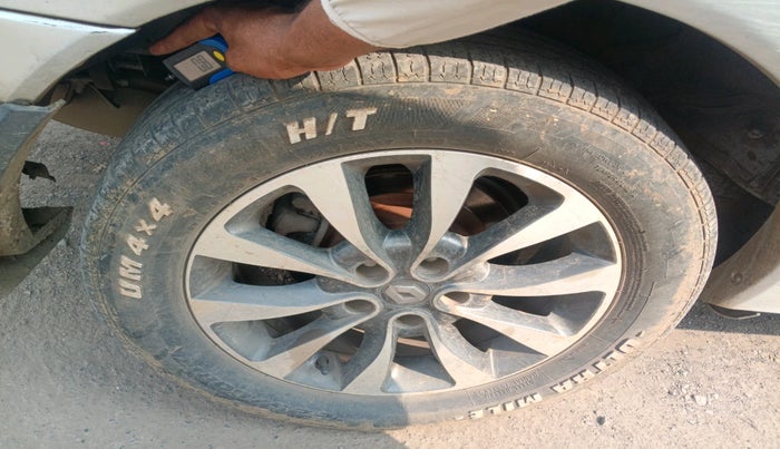 2011 Renault Koleos 4x4 AT, Diesel, Automatic, 1,51,904 km, tyre