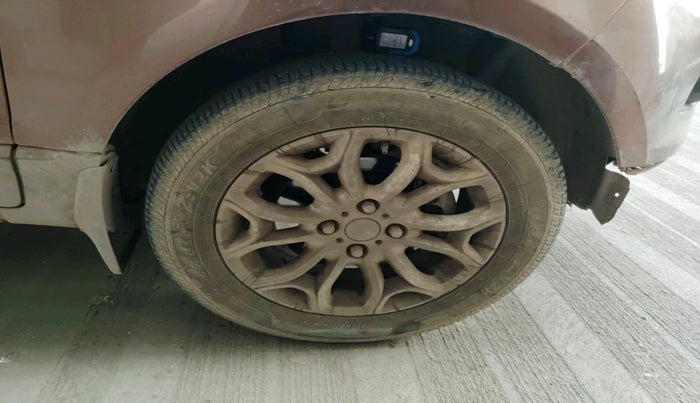 2016 Ford Ecosport TITANIUM 1.5L DIESEL, Diesel, Manual, 1,68,186 km, tyre