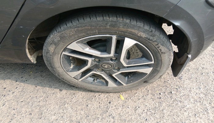 2023 Tata Tiago XZ PLUS PETROL, Petrol, Manual, 31,384 km, tyre