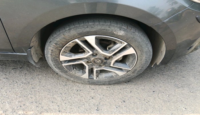 2023 Tata Tiago XZ PLUS PETROL, Petrol, Manual, 31,384 km, tyre