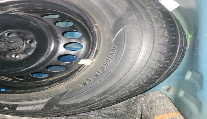 2016 Maruti Baleno DELTA PETROL 1.2, Petrol, Manual, 1,05,366 km, tyre