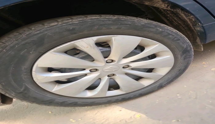 2016 Maruti Baleno DELTA PETROL 1.2, Petrol, Manual, 1,05,366 km, tyre