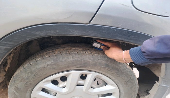 2016 Maruti Vitara Brezza LDI, Diesel, Manual, 2,10,160 km, tyre