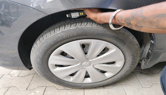 2016 Maruti Ertiga VXI CNG, Petrol, Manual, 55,590 km, tyre