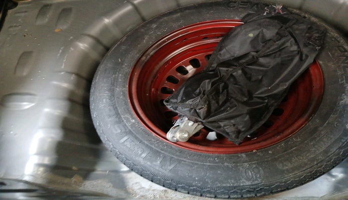 2021 Renault Kiger RXT MT, Petrol, Manual, 30,636 km, tyre