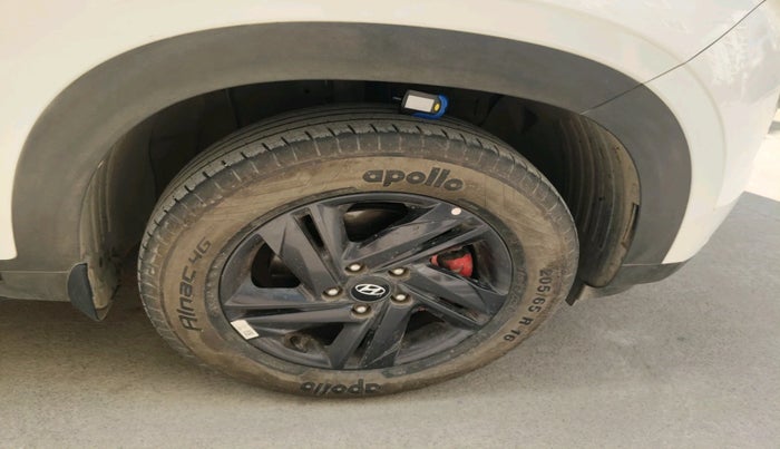 2023 Hyundai Creta S PLUS KNIGHT 1.5 PETROL, Petrol, Manual, 27,236 km, tyre