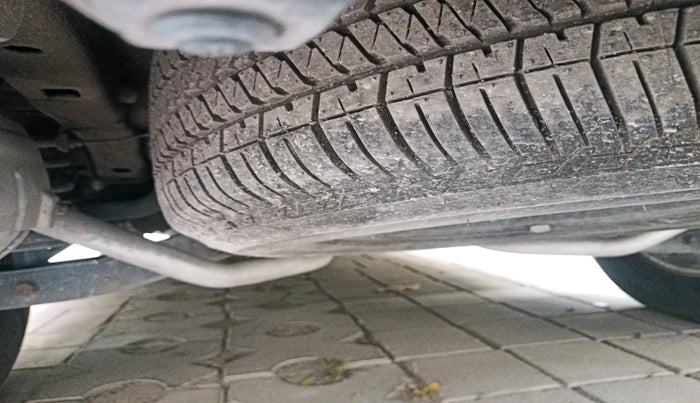 2018 Mahindra XUV500 W9, Diesel, Manual, 86,893 km, tyre