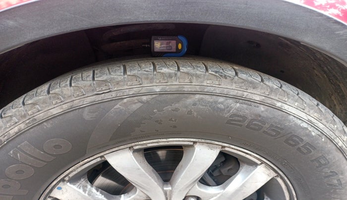 2018 Mahindra XUV500 W9, Diesel, Manual, 86,893 km, tyre