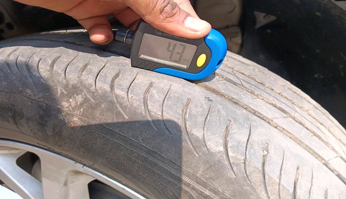 2018 Hyundai Creta S 1.4 DIESEL, Diesel, Manual, 1,69,508 km, tyre