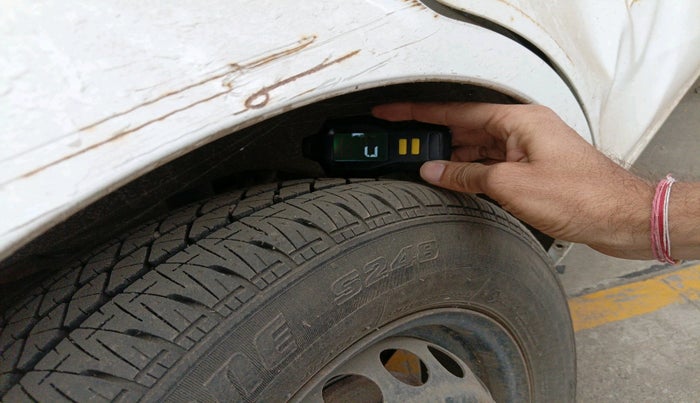 2016 Maruti Alto 800 LXI, Petrol, Manual, 1,12,889 km, tyre