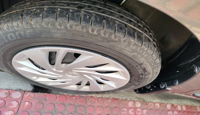 2023 Maruti Ertiga   VXI (O) CNG, Petrol, Manual, 24,095 km, tyre