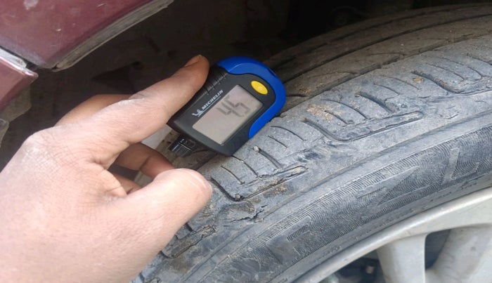 2015 Honda Jazz 1.2L I-VTEC VX, Petrol, Manual, 1,17,047 km, tyre