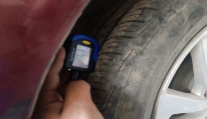 2015 Honda Jazz 1.2L I-VTEC VX, Petrol, Manual, 1,17,047 km, tyre