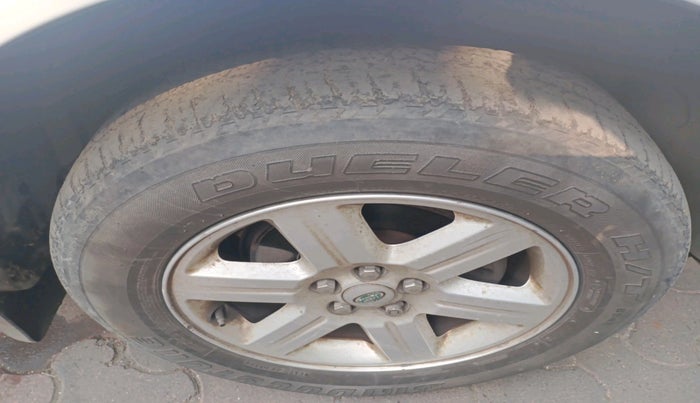 2013 Landrover Freelander 2 TD4 SE, Diesel, Automatic, 95,749 km, tyre