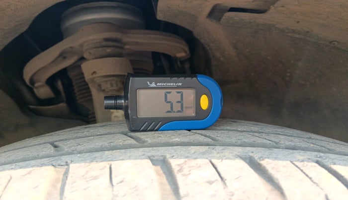 2016 Mercedes Benz GLE 350 D4 MATIC, Diesel, Automatic, 1,40,000 km, tyre