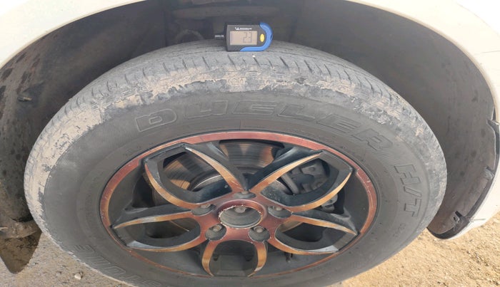 2019 Mahindra XUV500 W3, Diesel, Manual, 1,96,120 km, tyre