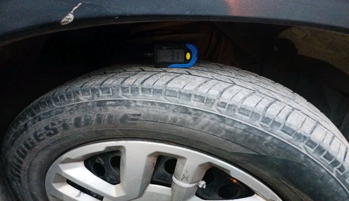 2019 Maruti Vitara Brezza VDI, Diesel, Manual, 1,05,601 km, tyre