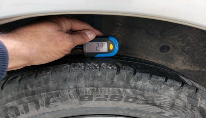 2018 Maruti Celerio VXI CNG, Petrol, Manual, 99,487 km, tyre