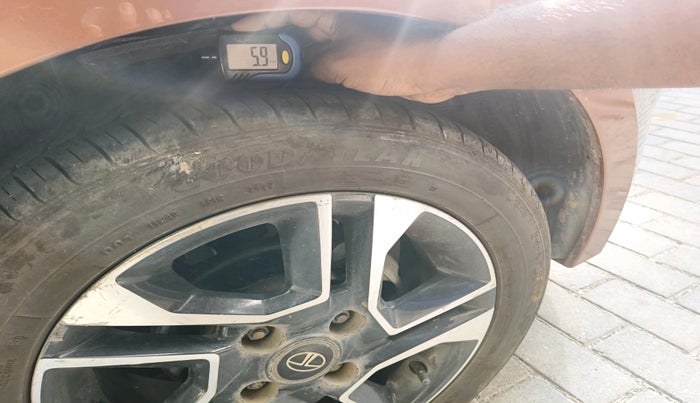 2018 Tata TIGOR XZA PETROL, Petrol, Automatic, 49,238 km, tyre