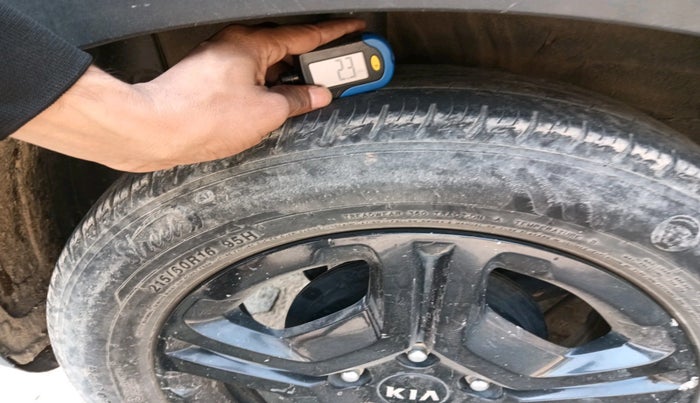 2020 KIA SONET HTX 1.5, Diesel, Manual, 64,582 km, tyre