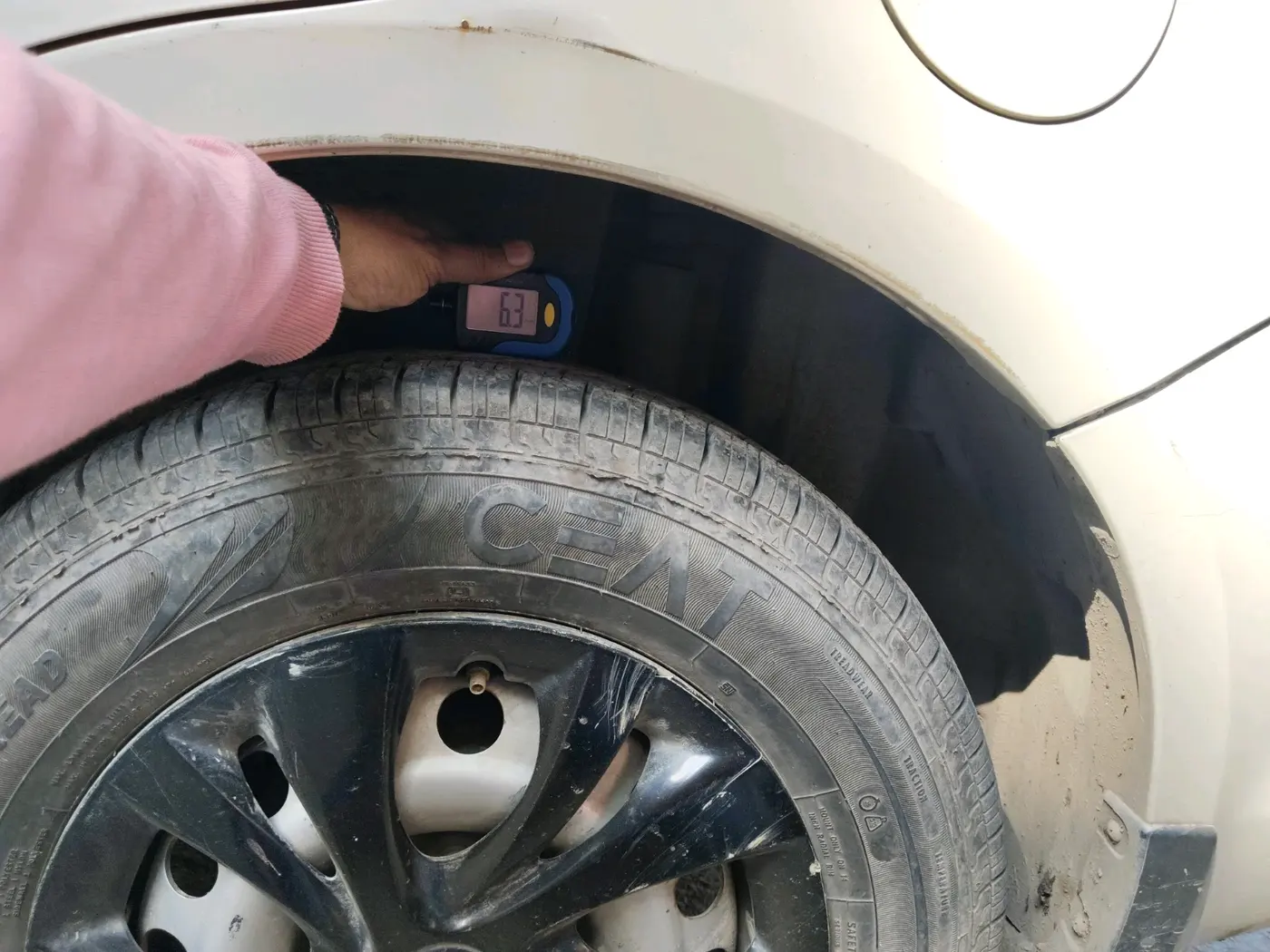 2021 Maruti Swift Dzire TOUR S-CNG, Petrol, Manual, 72,650 km, tyre