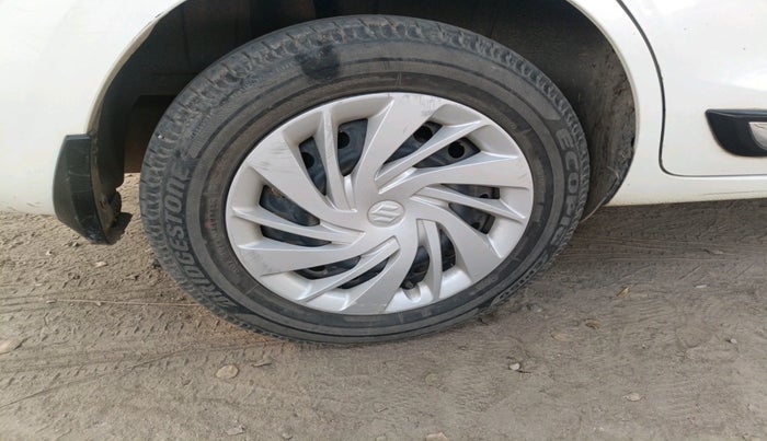 2021 Maruti Ertiga VXI CNG, Petrol, Manual, 70,826 km, tyre