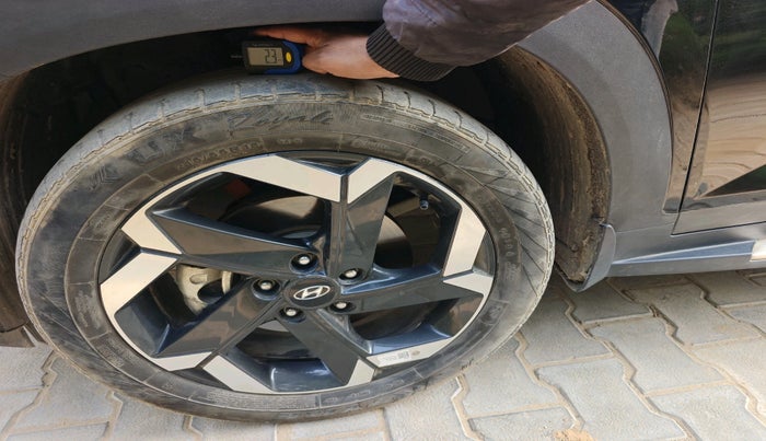 2023 Hyundai ALCAZAR 1.5 Signature (O) AE Turbo 7Str DCT, Petrol, Automatic, 65,610 km, tyre