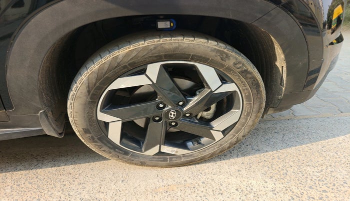 2023 Hyundai ALCAZAR 1.5 Signature (O) AE Turbo 7Str DCT, Petrol, Automatic, 65,610 km, tyre